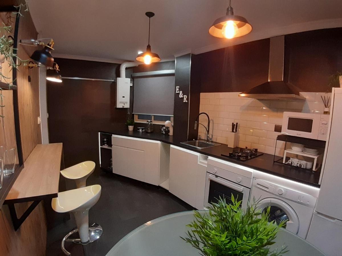 Apartamento E&R Malaga Centro- Parking Gratis المظهر الخارجي الصورة