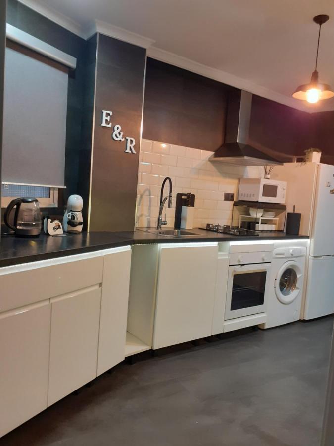 Apartamento E&R Malaga Centro- Parking Gratis المظهر الخارجي الصورة