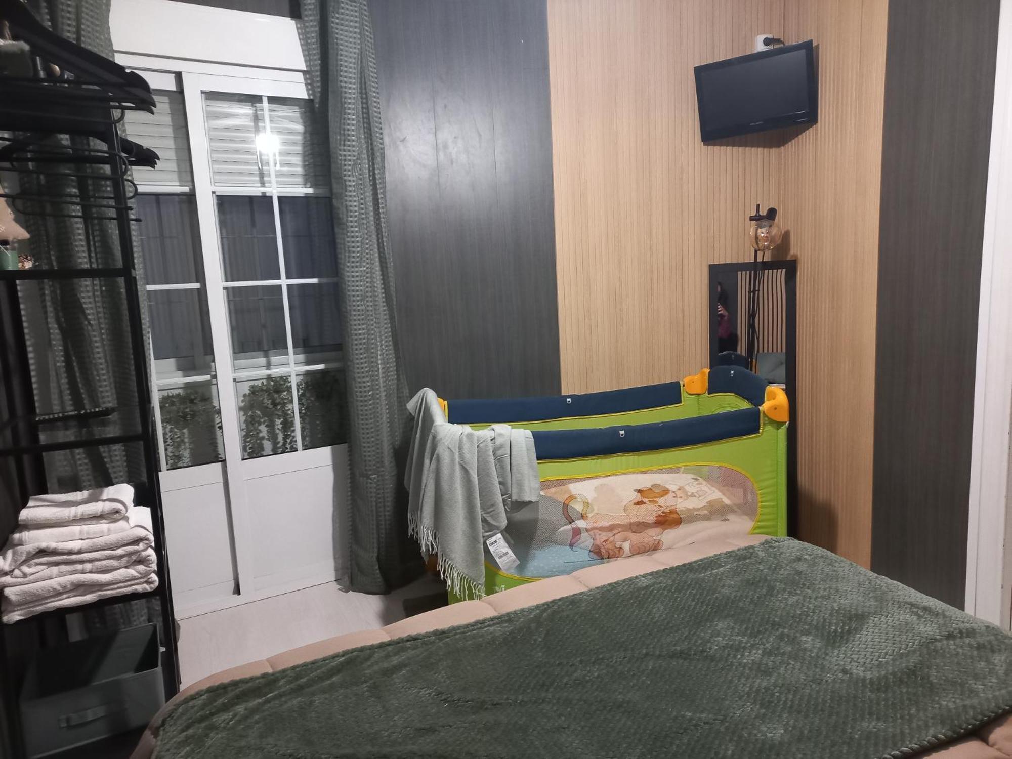Apartamento E&R Malaga Centro- Parking Gratis المظهر الخارجي الصورة